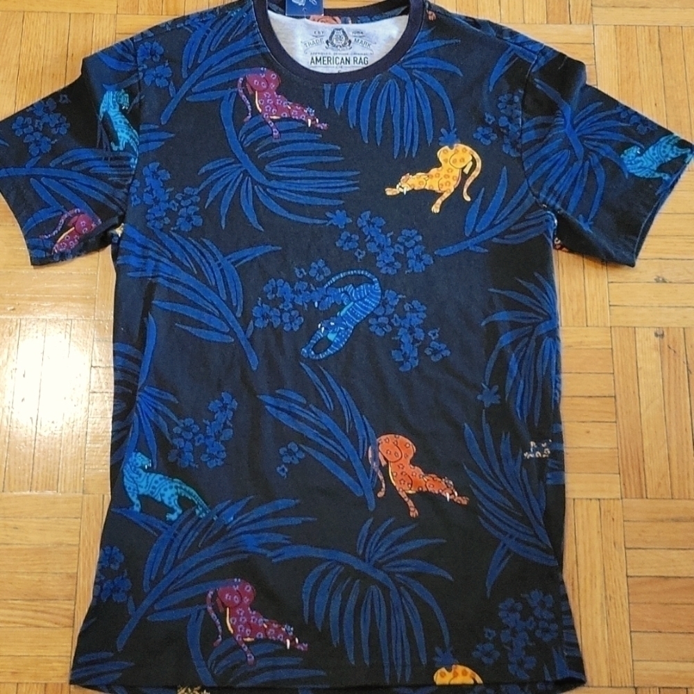 NWT AMERICAN RAG T-shirt S - Picture 2 of 6